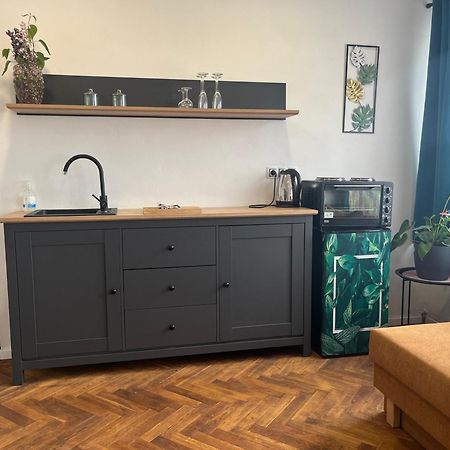 Monstera I Apartment Kolin Ngoại thất bức ảnh