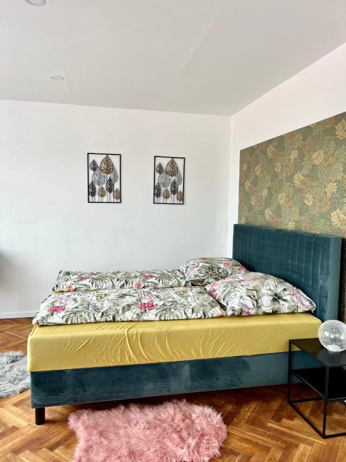 Monstera I Apartment Kolin Ngoại thất bức ảnh