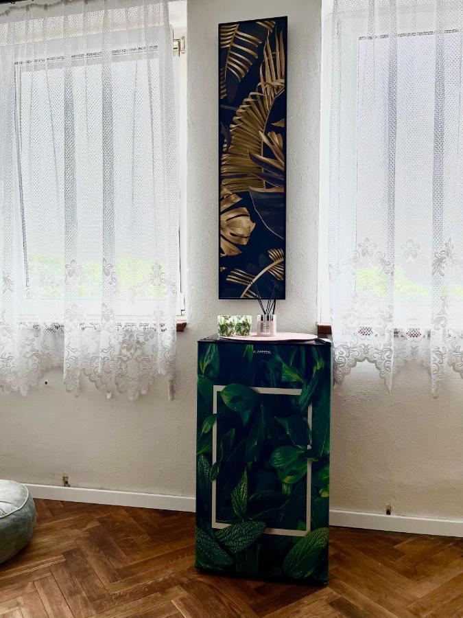 Monstera I Apartment Kolin Ngoại thất bức ảnh